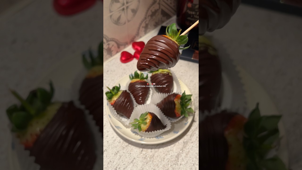 Chocolate covered strawberries #strawberry #chocolate