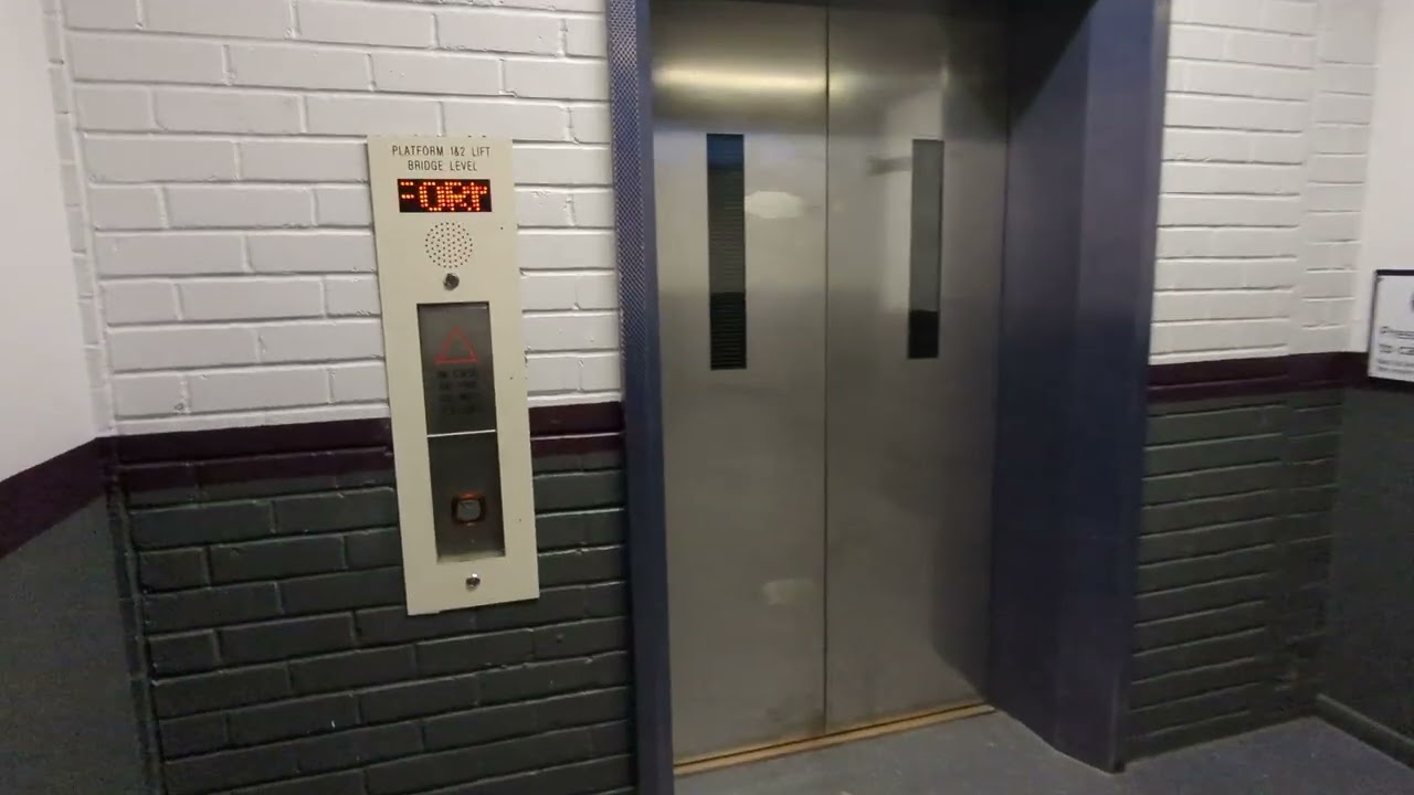 Lifts @ Leicester Station