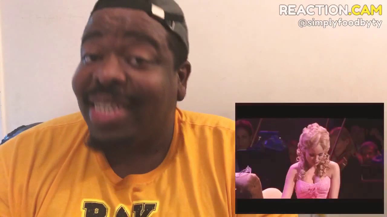 Candide - Glitter and be gay (Chenoweth) REACTION
