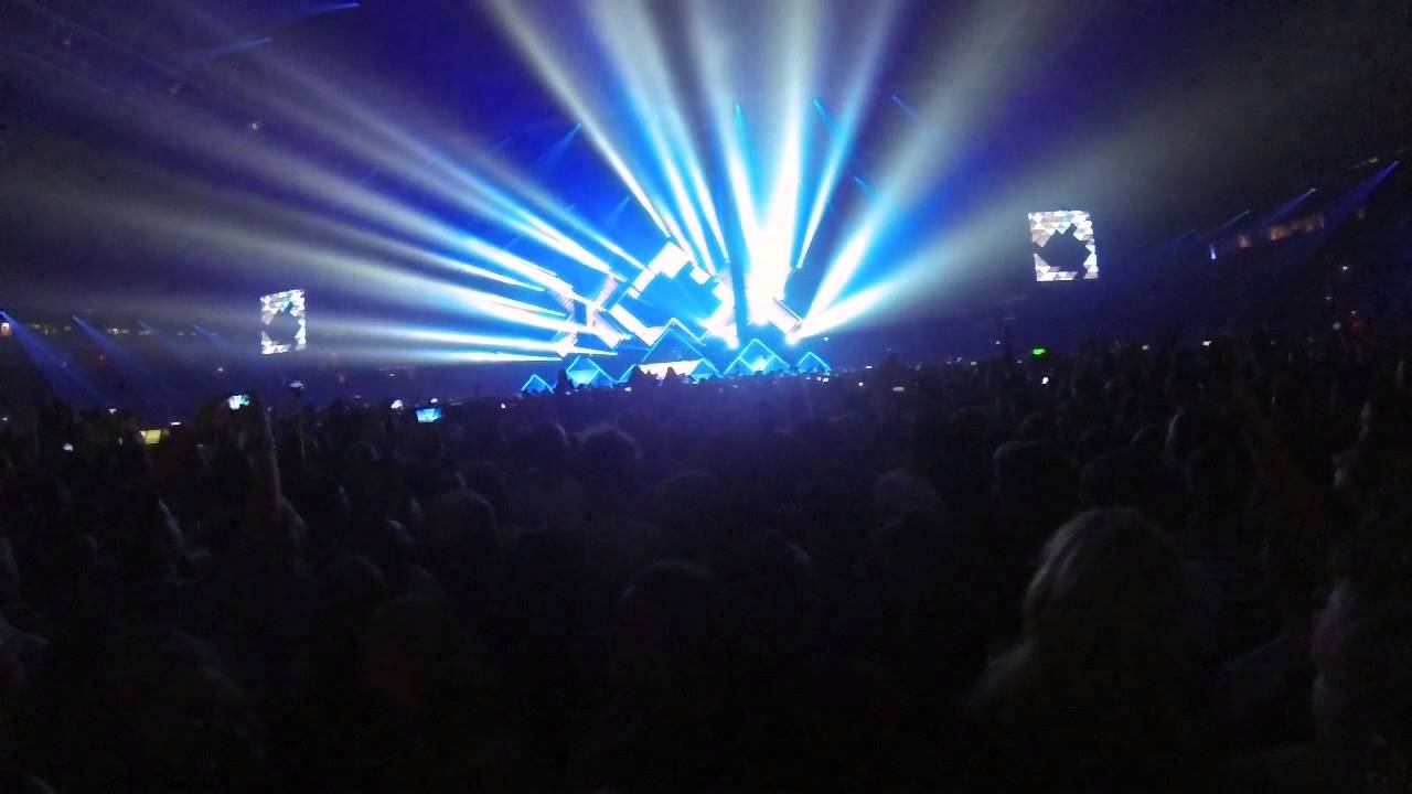 Top 10 DJ mag 2014 Results @ amsterdam music festival on ade14