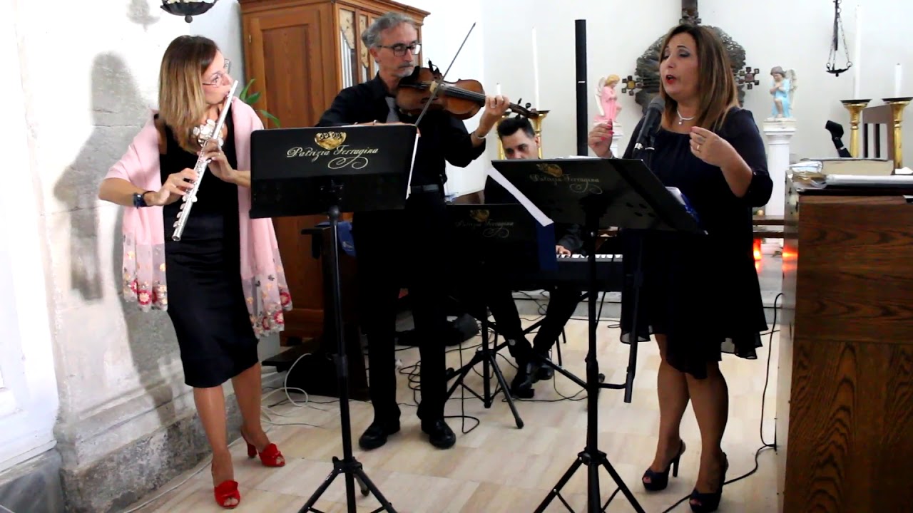 Patrizia Ferragina Piano,violino,flauto Magnificat Dio ha fatto in me