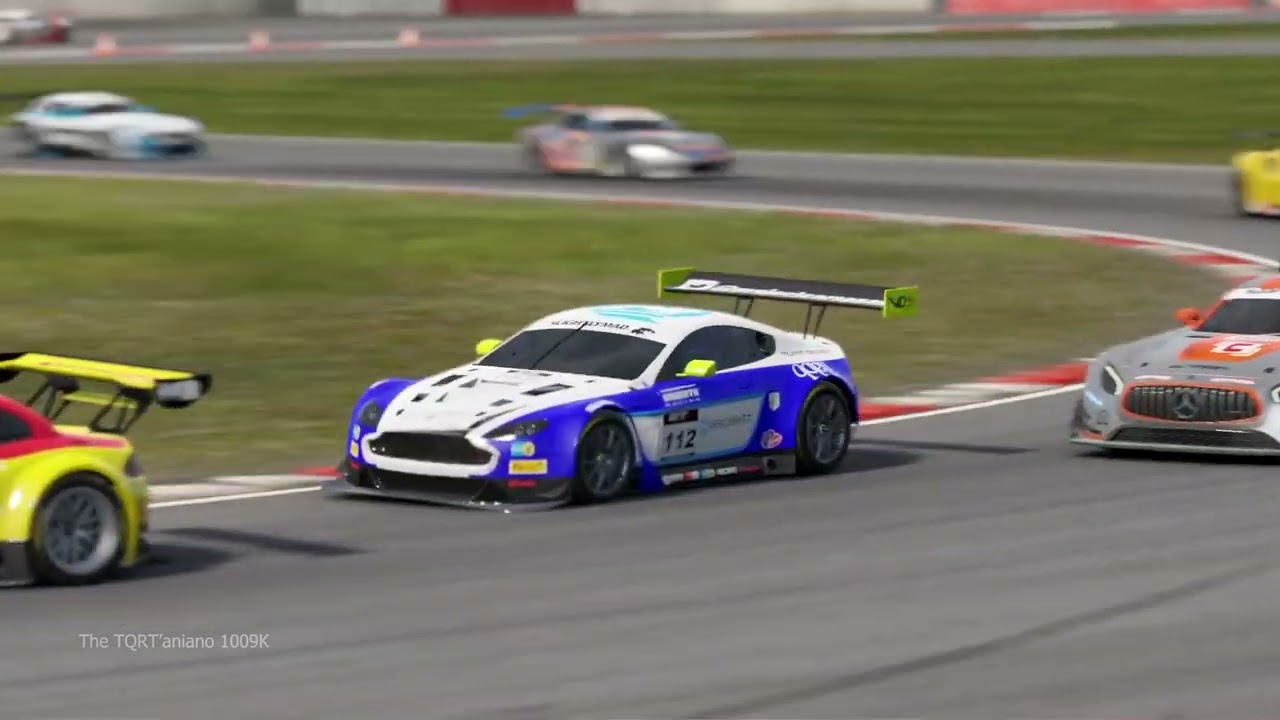Aston Martin gt3. SilGP Race