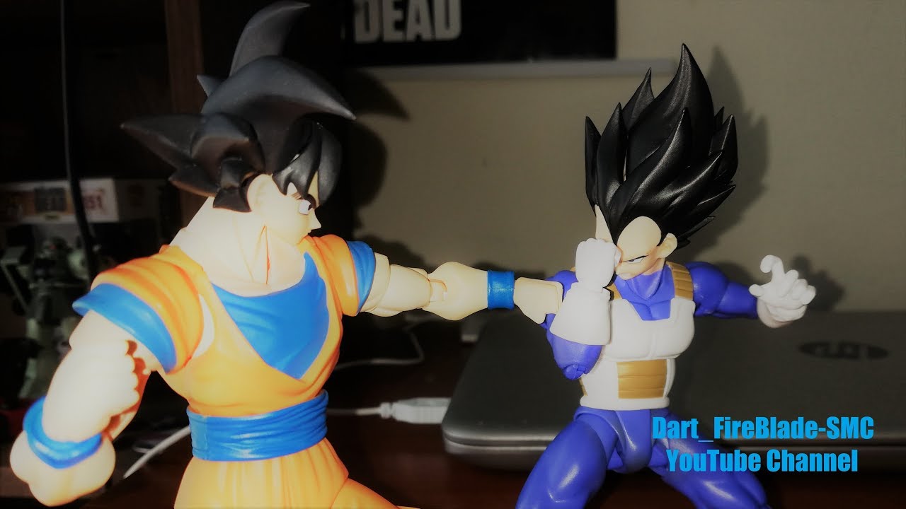 Dragon Ball Z Stop Motion Fight - Goku VS Vegeta Ep.1