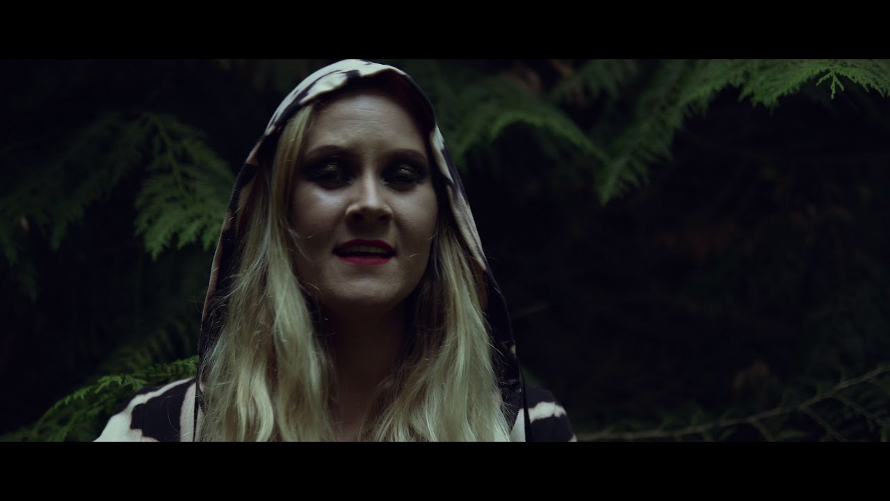 Hannah Lynn - Crying Wolf (Official Music Video)