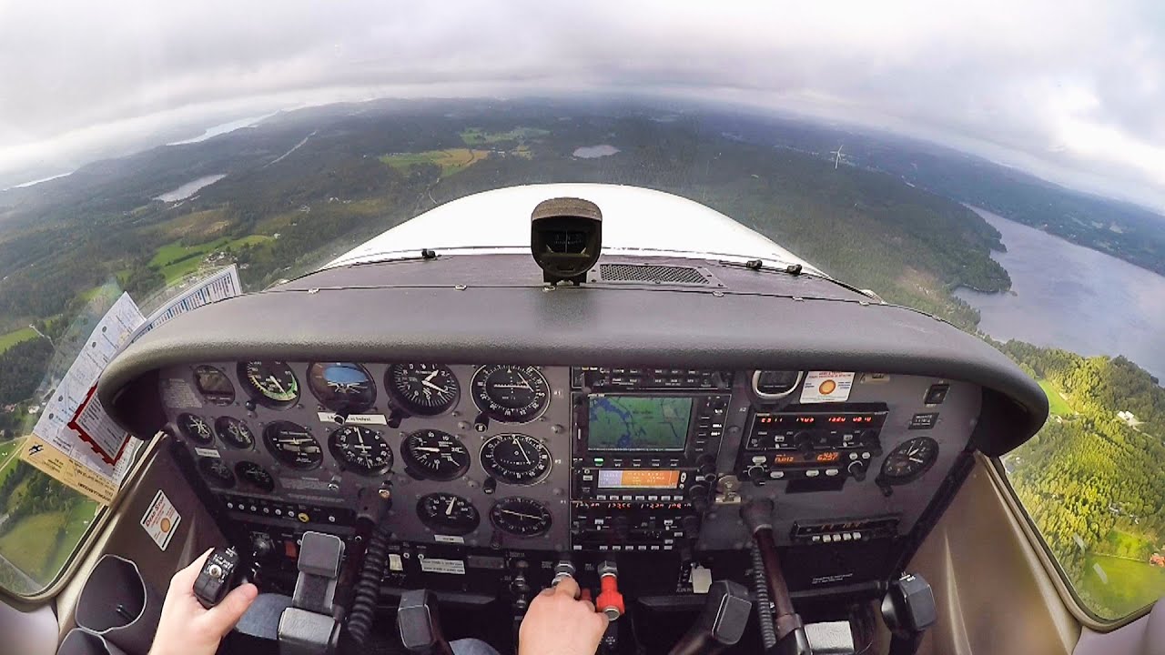 Flying to Backamo Airfield, Sweden in the C172 (SE-LVB)