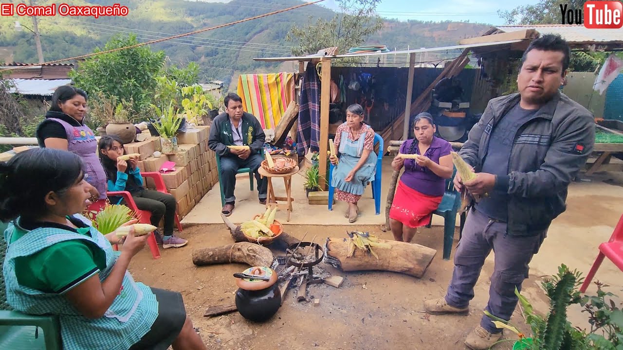 👪😃En familia disfrutamos de unos ricos elotes acompañando a mi cuñado 😃😃
