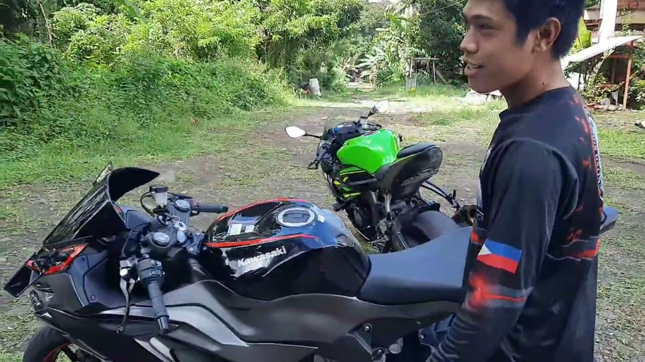 Rev Bomb! zx6r and z900 #kawasakizx6r #kawasakiz900 #kawasaki