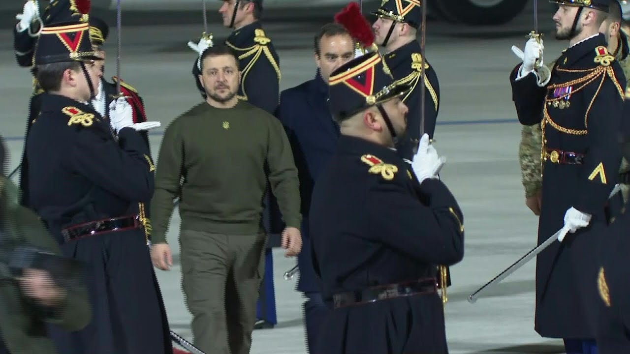 Ukrainian president Volodymyr Zelensky lands in France | AFP