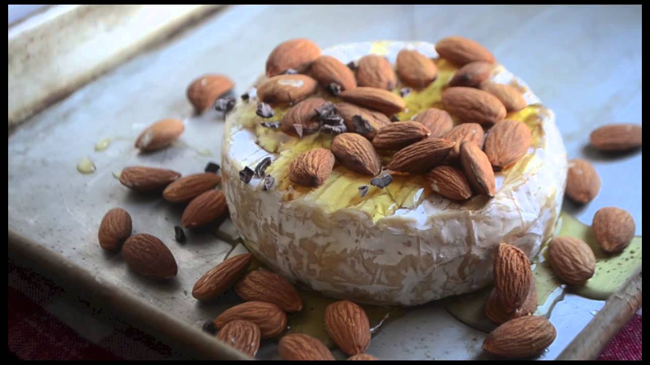 Baked Brie with Cocoa & Almonds