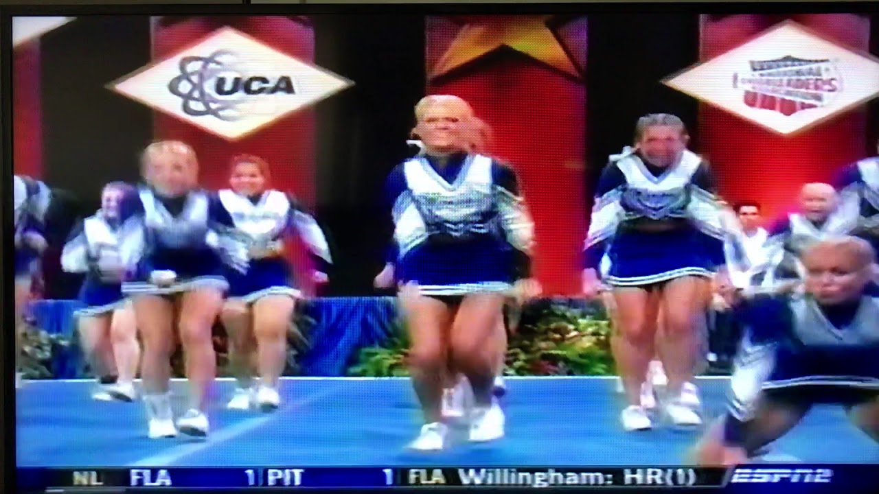Memphis Elite Varsity Cheer - Worlds 2004