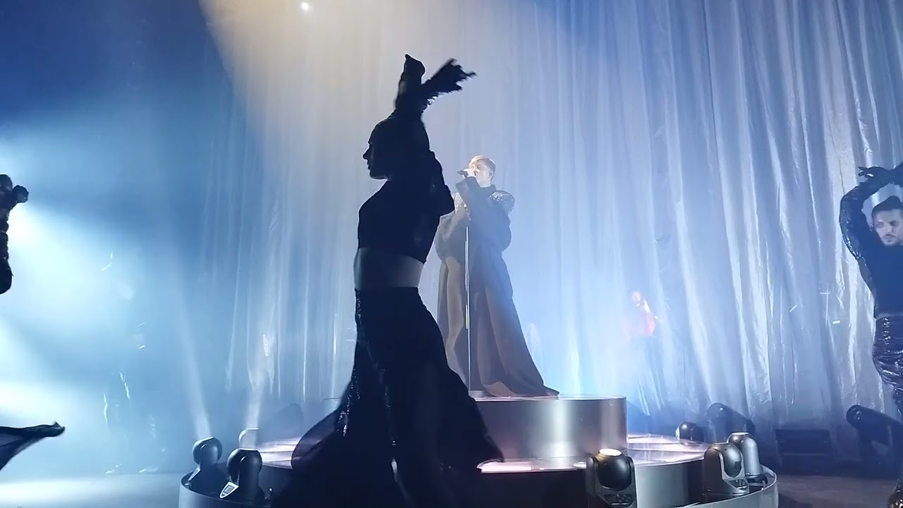 Loic Nottet Le trianon 30.05 Mélodrame