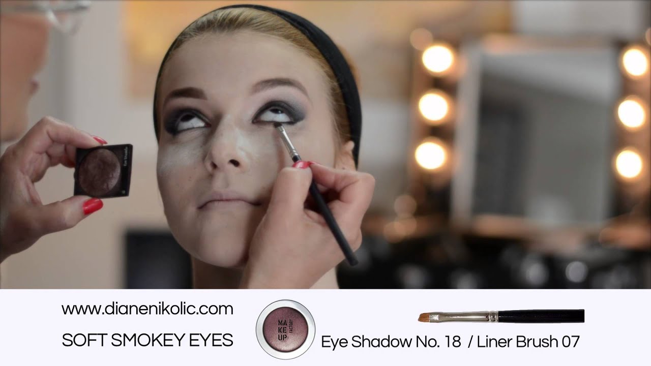 Smokey Eyes tutorial by Diane Nikolic.