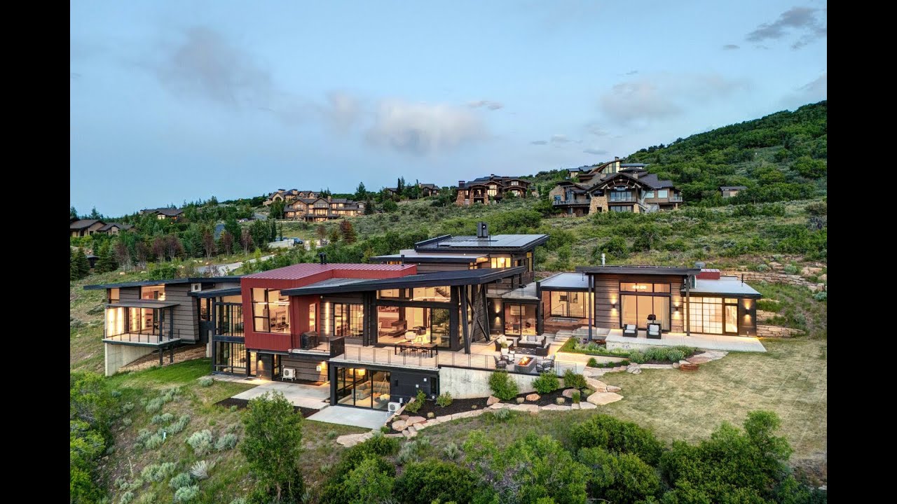 Sky’s Edge - A Stunning Private Mountain Retreat in Desirable Park Meadows