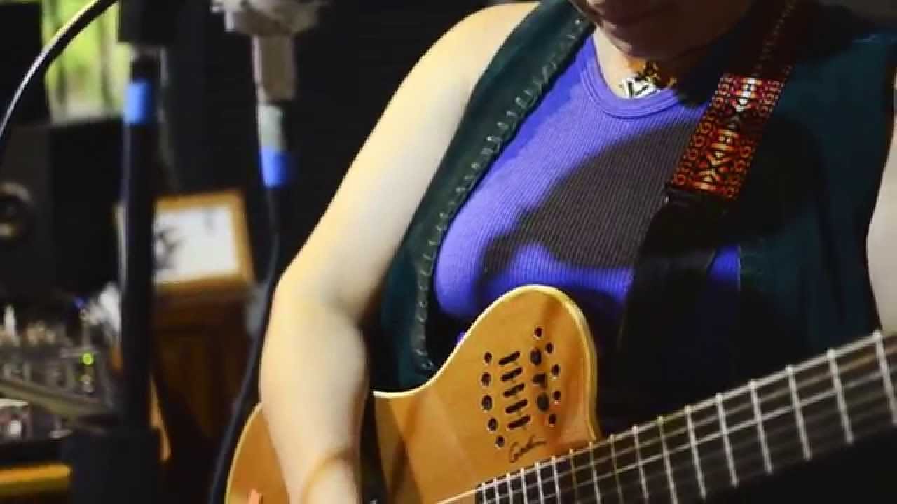 Chocoyito - La Baca Loca (Gaby Baca)