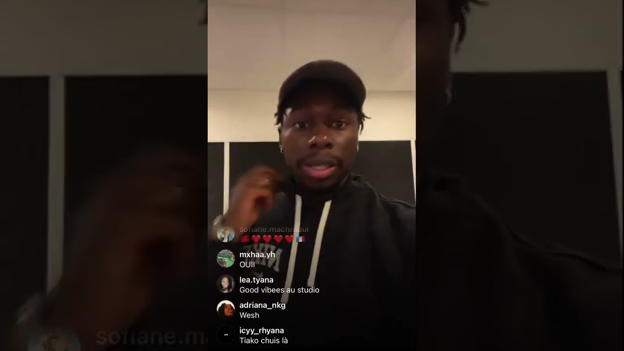 Tiakola en mode concert sur Instagram Live