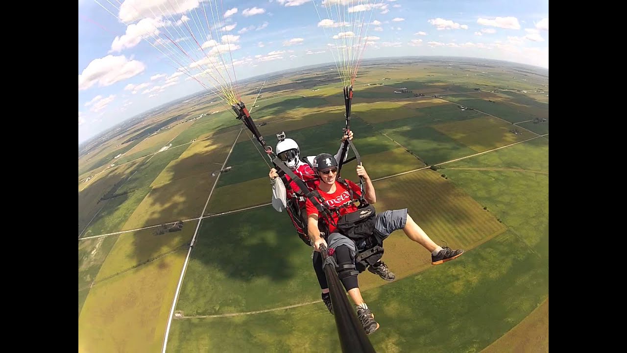 chicagoparagliding.com Master Blaster in the AIR