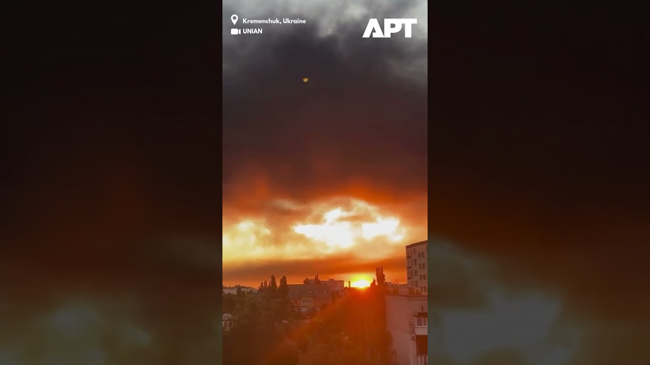 Russian Missiles Pound Ukraine's Kremenchuk &ndash; Black Smoke Clouds City | APT