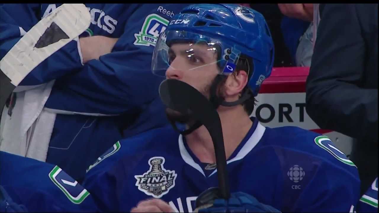 Max Lapierre Taunts Bergeron - 06.04.11 - HD
