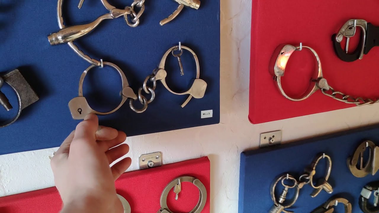 Roadshow Teil 1 Handschellensammlung Handcuffcolletion