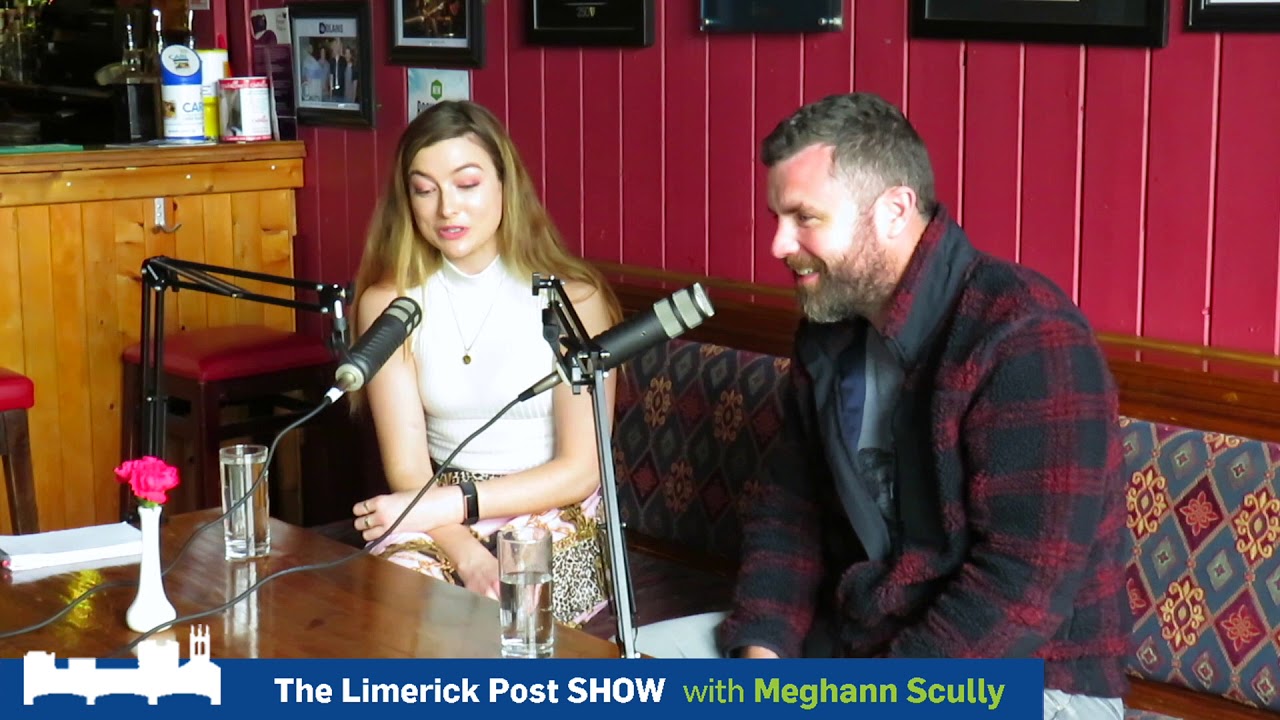 Mick Flannery acoustic performance at Dolan's