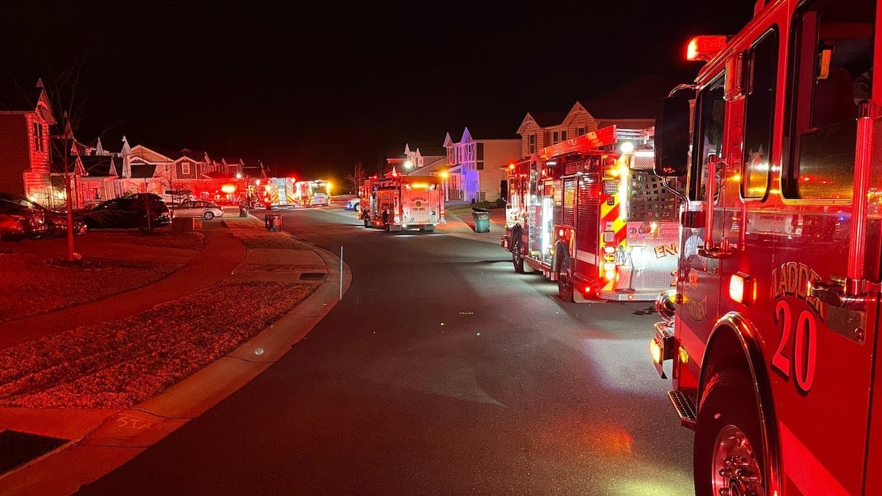 Firefighter injured battling house fire in southwest Charlotte, officials say