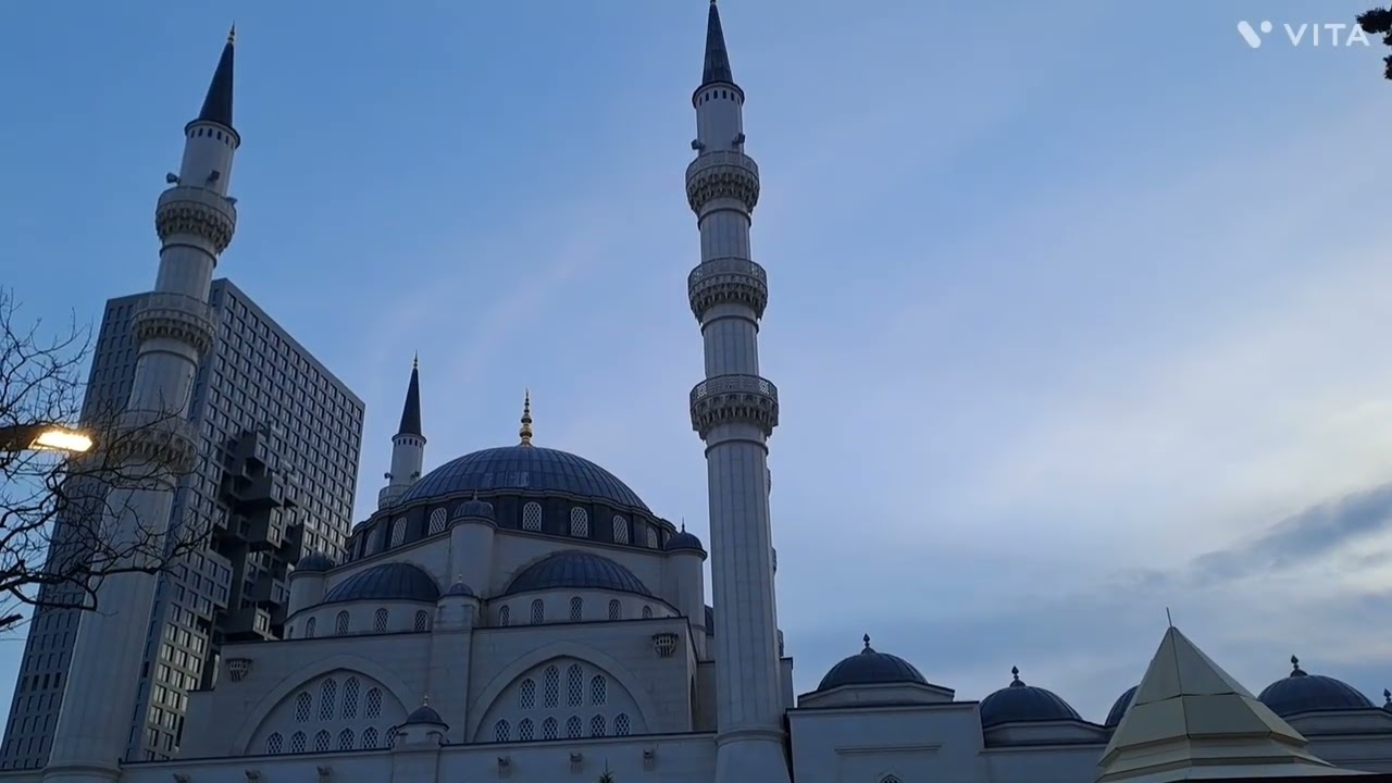 আমার দেখা আলবেনীয় সব চেয়ে সুন্দর মসজিদ!!