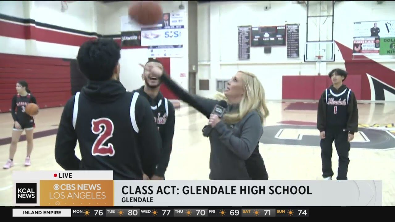 Shooting hoops with Glendale High School | Class Act