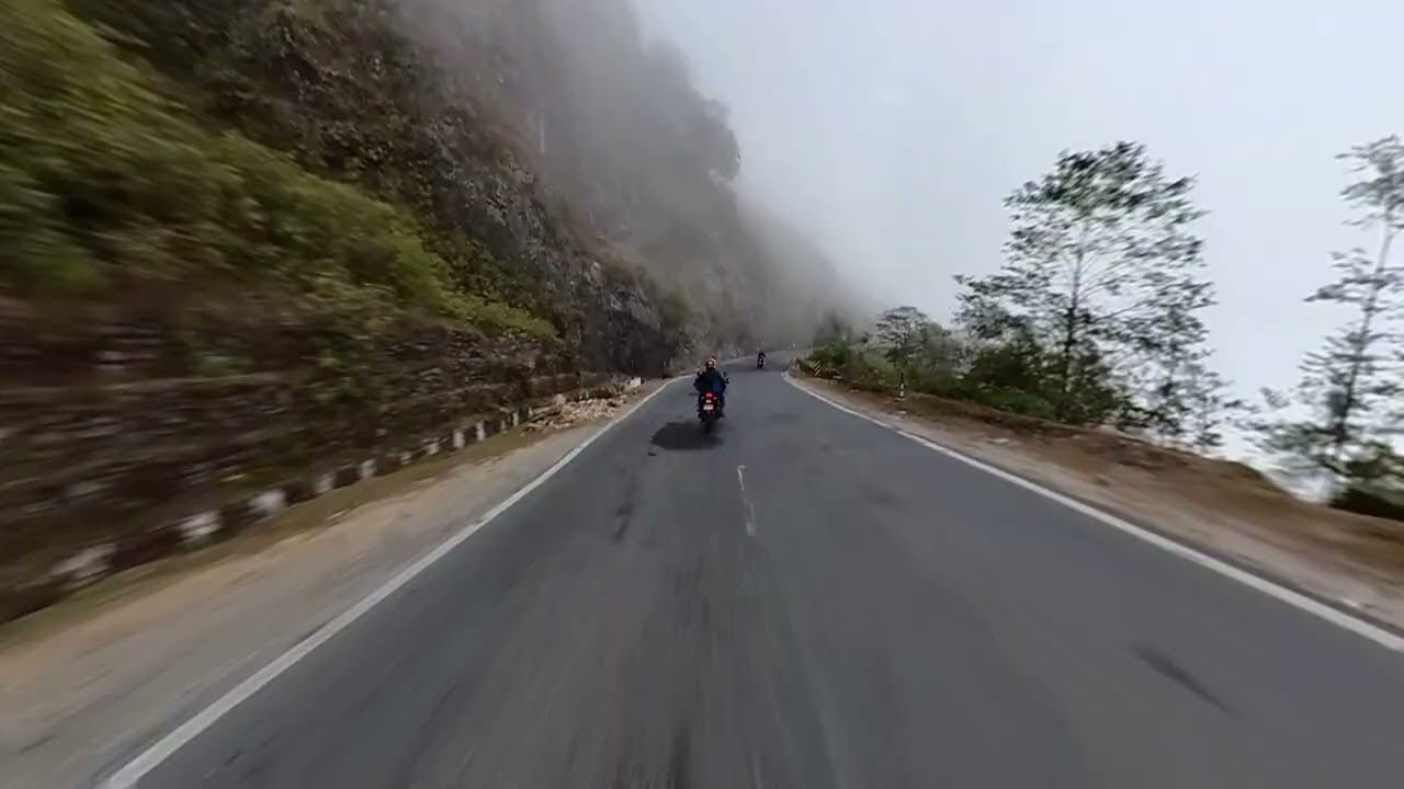 BHUTAN BIKE TRIP | Phuentsholing to Paro