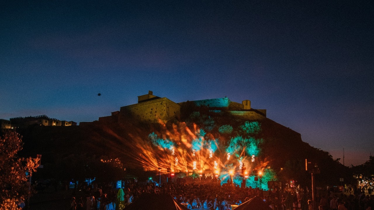 Tjondoo Live at Palemla's Castle, Portugal | KÃYO