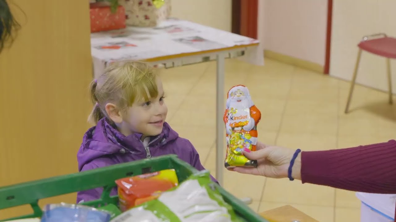 95 ezer segítő csomag története