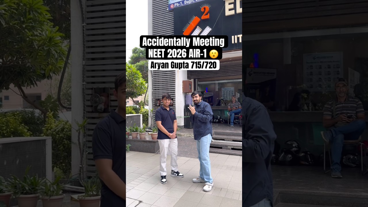 Accidentally Meeting AIR-1 of NEET 2026 Aryan Gupta 😮| #neet #reneet #neet2026 #topper
