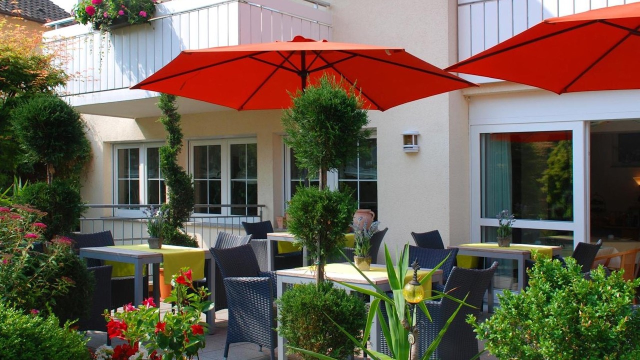 Im Winkel Appartements und Zimmer | Friedrichshafen, Germany | Hotel Review ⭐