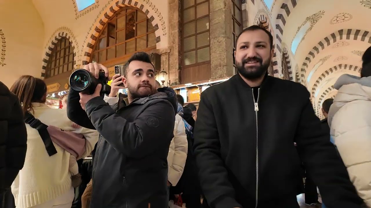 İSTANBUL EMİNÖNÜ MISIR ÇARŞISI TÜRK TATLILARI GELENEKSEL TÜRK KAHVESİ