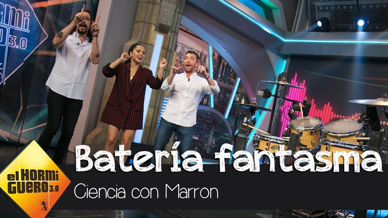 'Mayores' de Becky G interpretada por el batería fantasma - El Hormiguero 3.0