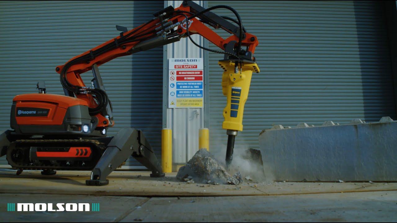 NEW Husqvarna DXR305 demolition robot