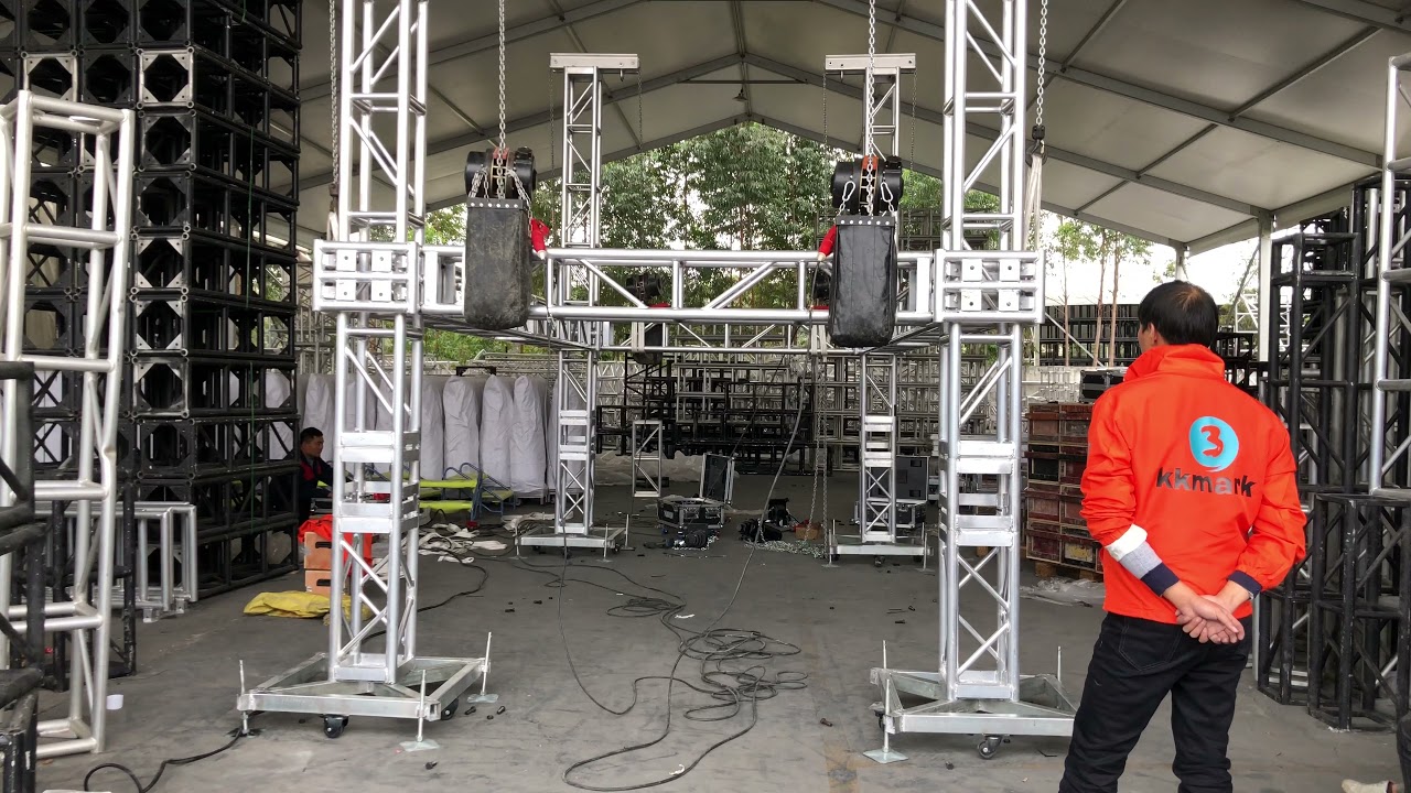 kkmark aluminum stage roof truss display box truss with electric motor hoist installation