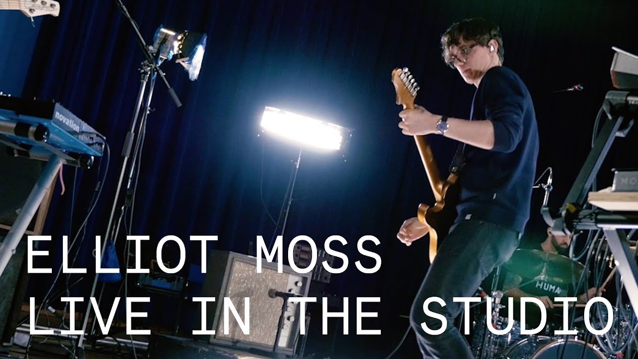 Elliot Moss – Falling Down and Getting Hurt – Live in the Studio