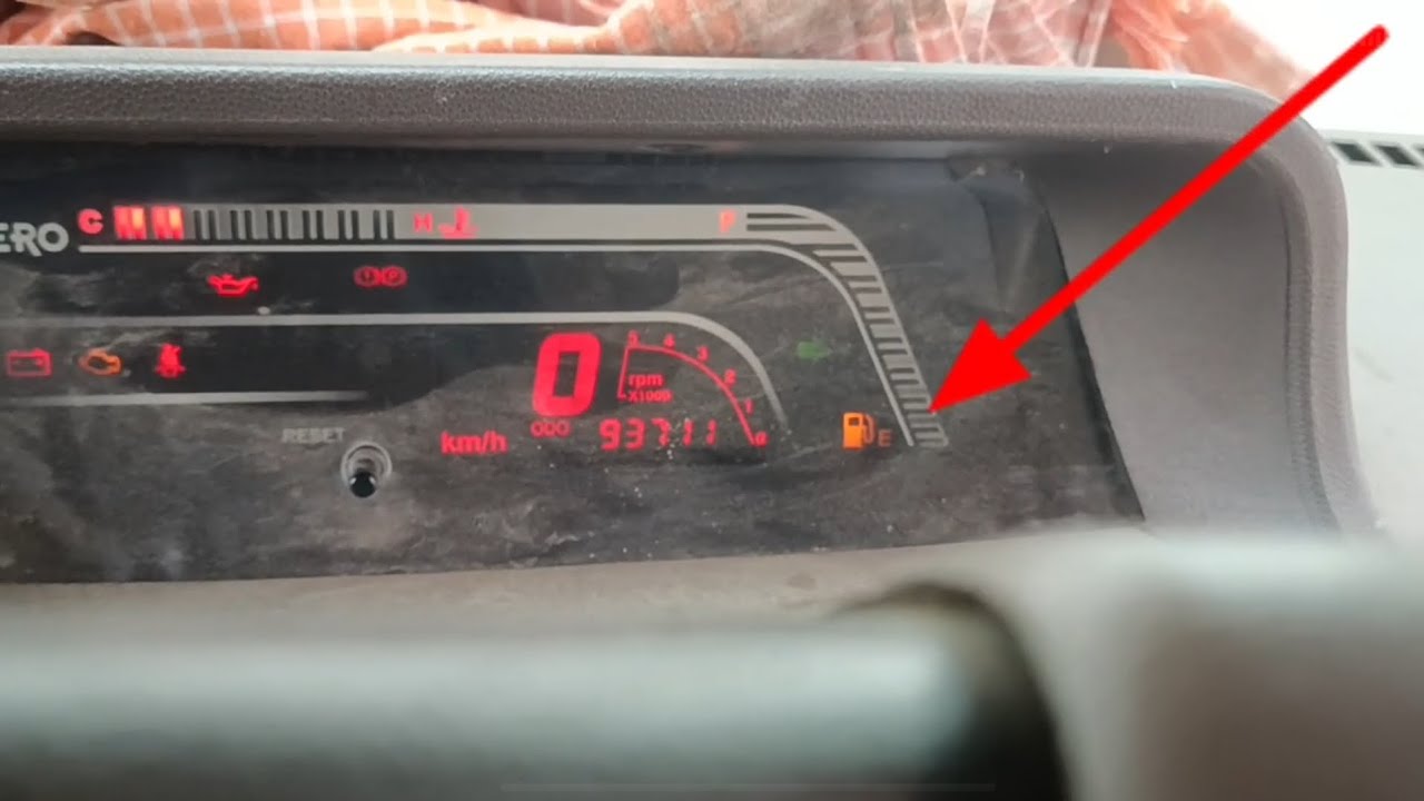 Mahindra car fuel light blinking #B0123 fuel sensor short to battery#fuellightblinking