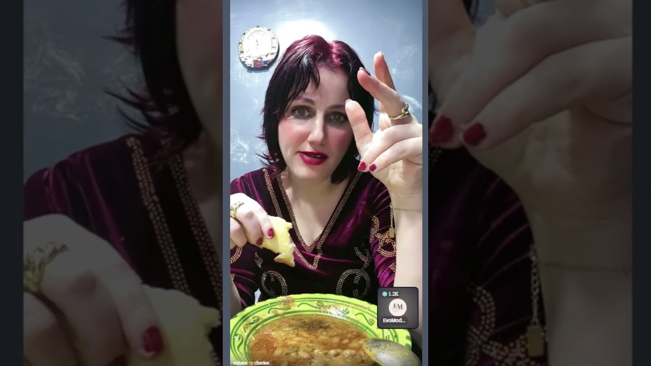 SULTANA CHERINE LIVE