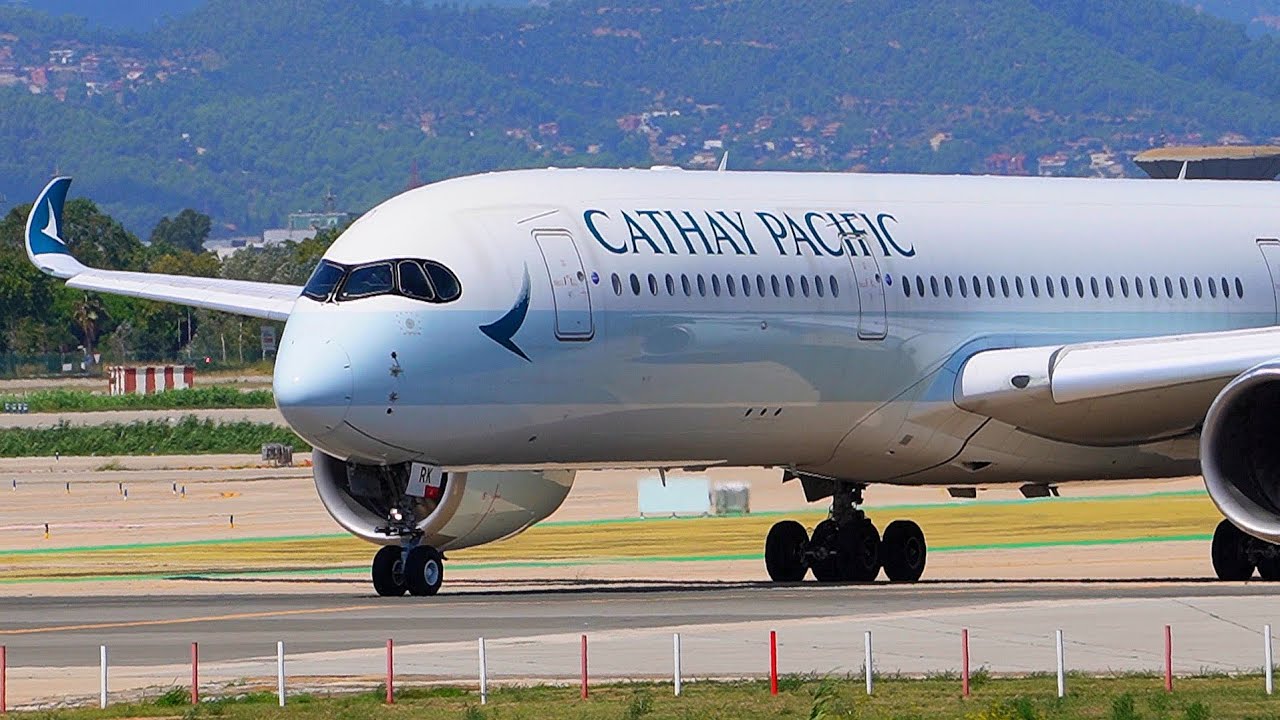 13 minutes of beautiful takeoffs and landings.