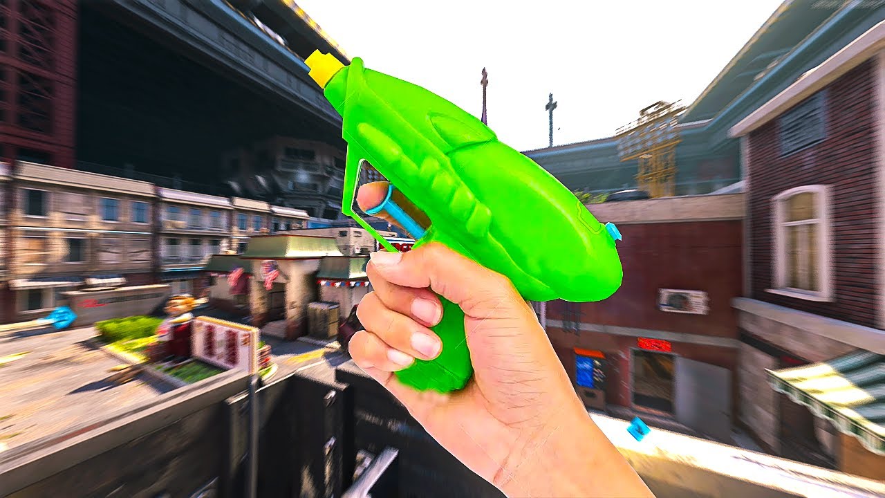 black ops cold war with a weird gun..
