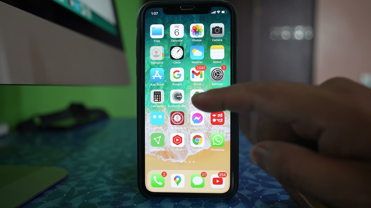 Как исправить, если экран iPhone продолжает тускнеть при отключенной автоматической яркости (2021)