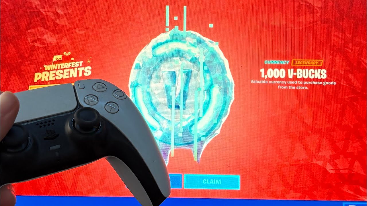Как получить БЕСПЛАТНЫЕ V-BUCKS на Fortnite Winterfest 2025! (Секретный подарок Winterfest)