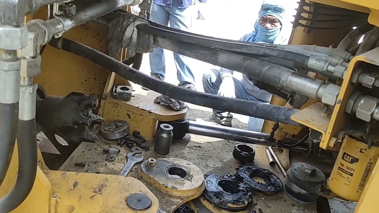 change pivot bearing ... caterpillar pay laoder 938 k
