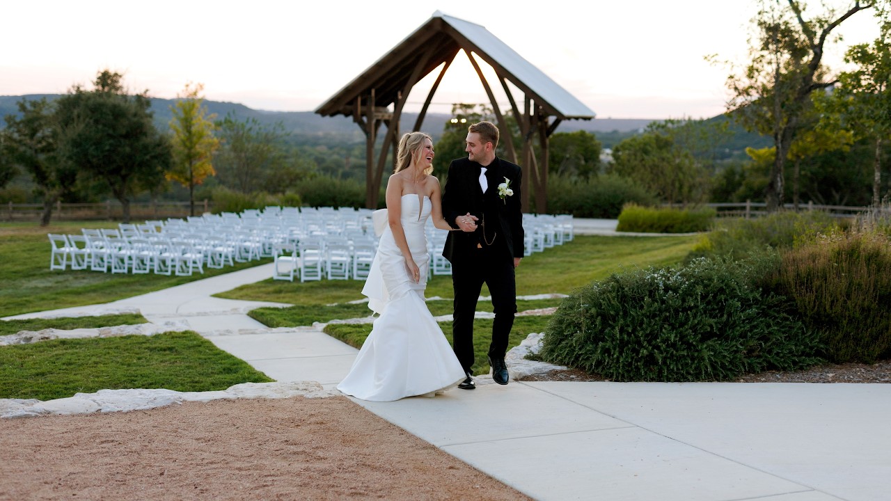 McKinlee & Billy / Texas Hill Country Wedding / Willow Ridge