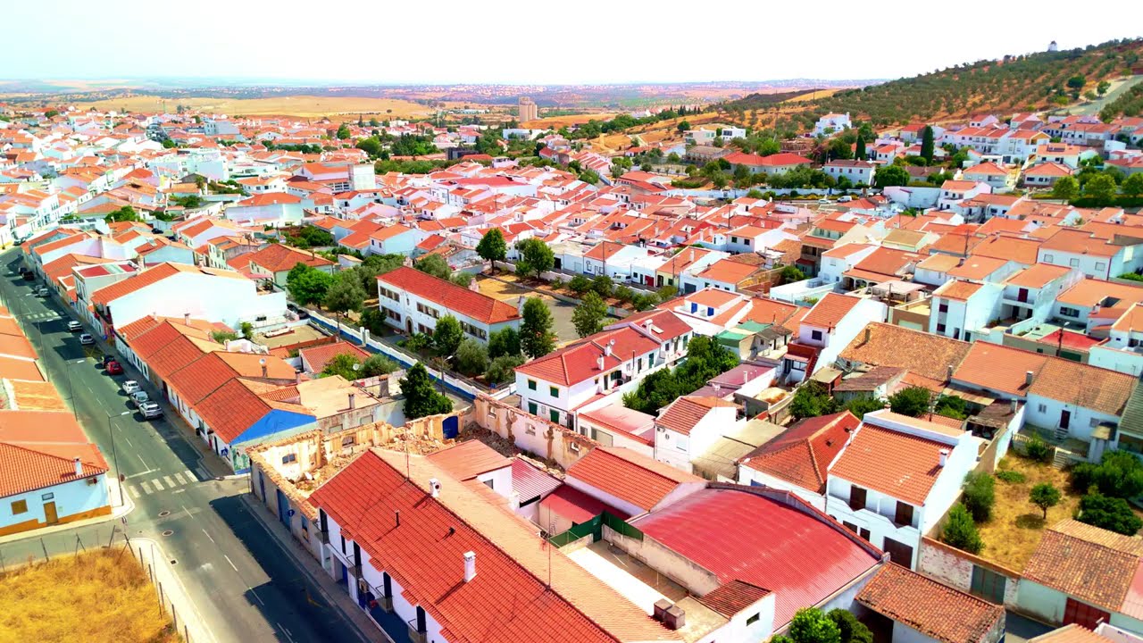 ✨ Entrada de Aljustrel &ndash; A Porta da Vila Mineira do Alentejo ⛏️🌾