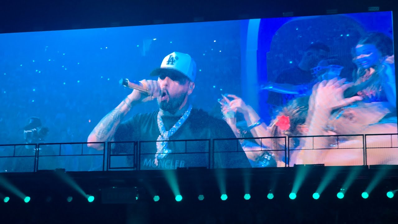 Nicky Jam &times; Bad Bunny La Residencia En El Choli 