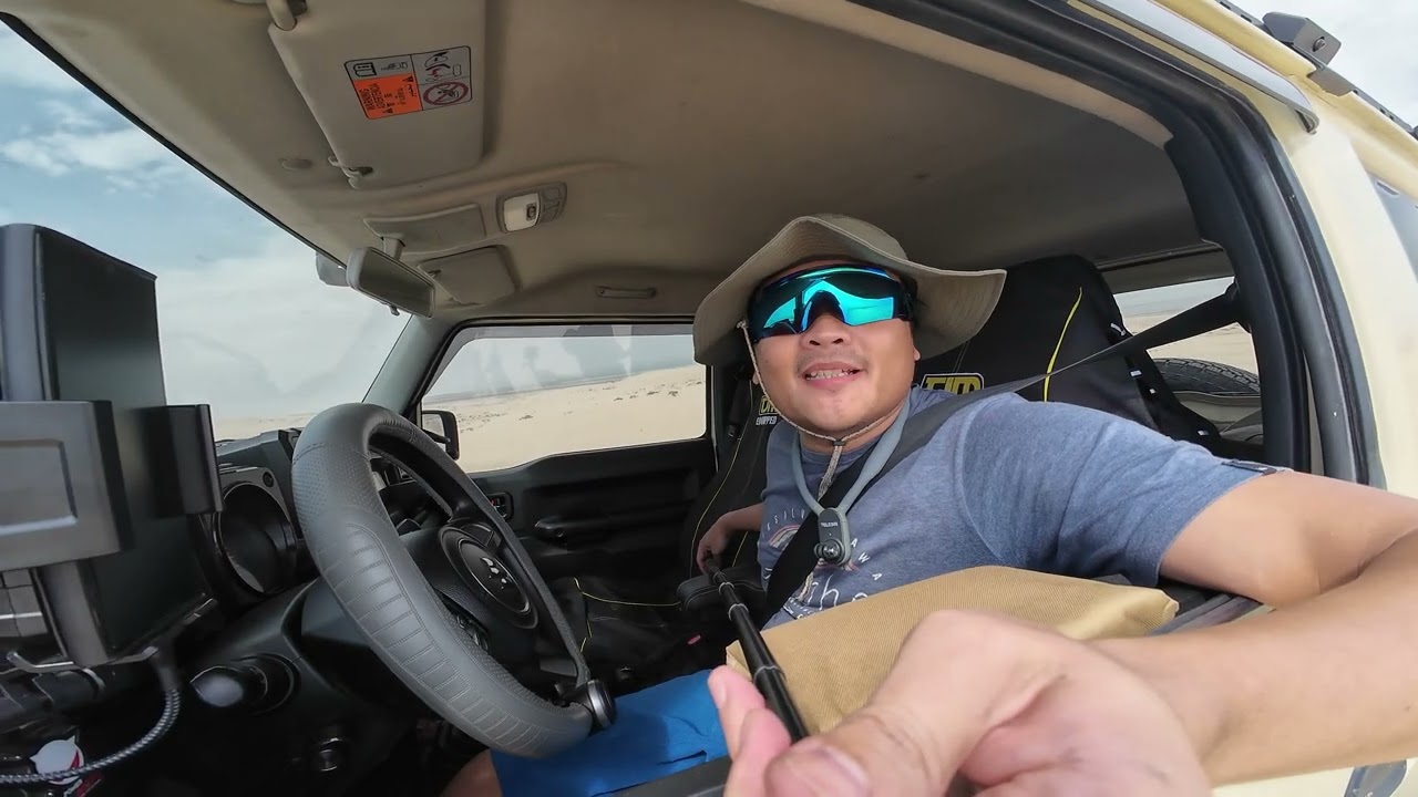Camping & Off-Roading in Qatar: Inland Sea Expedition with a Suzuki Jimny JB74