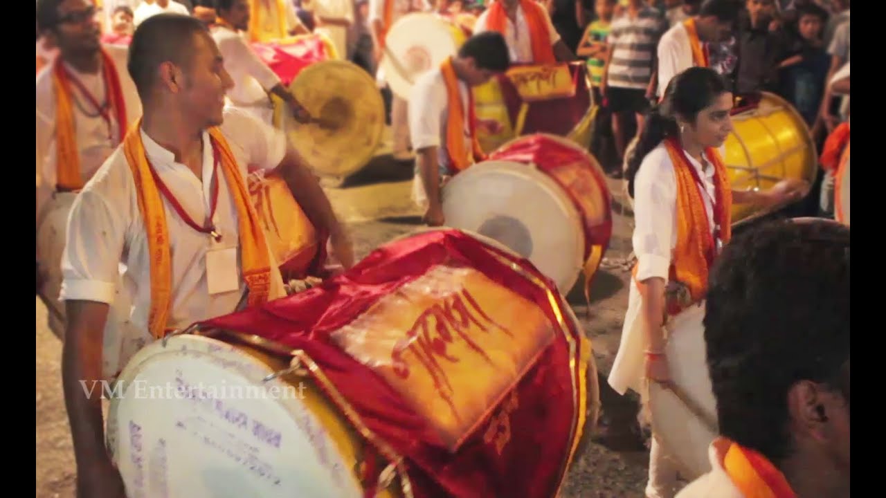Puneri Dhol Original - You will get Goosebumps - 2014 - Mumbai - Ganpati Visarjan.