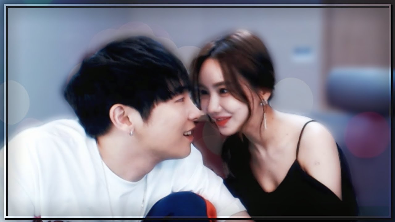 여사친이 오늘은 좀 다르게 보이네요...